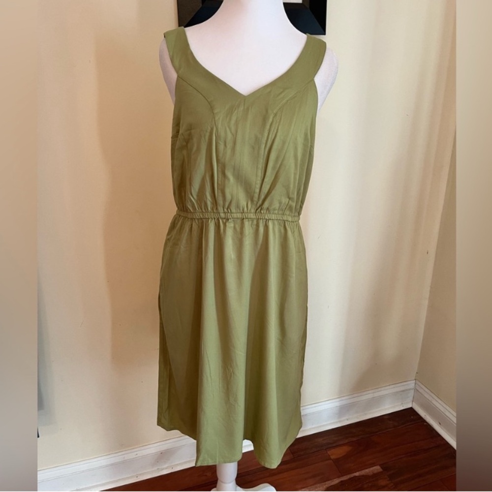 Market & Spruce Olive Midi Dress